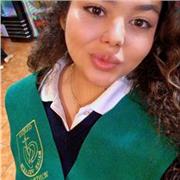 Estudiante con recientemente acabado bachillerato de letras. Me gustaría ayudar a niños de primaria
